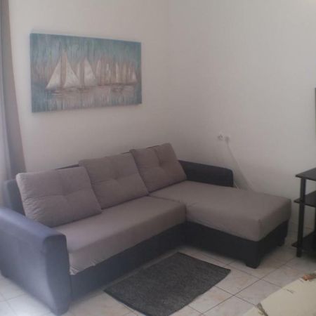 Family House Nerezine Apartment Exterior photo